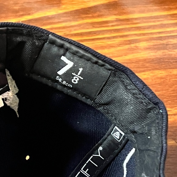 New Era New York Yankees Street Style Flower 59Fifty Fitted Cap Hat Size 7 1/8 - Picture 13 of 14